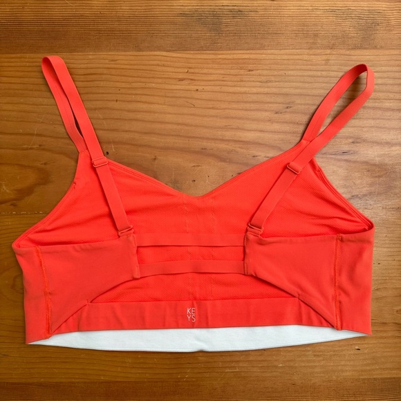 EUC Athleta x Alicia Keys Athletic Wear Set, Jewel Orange, 1X Top & XL Bottoms - Picture 3 of 12